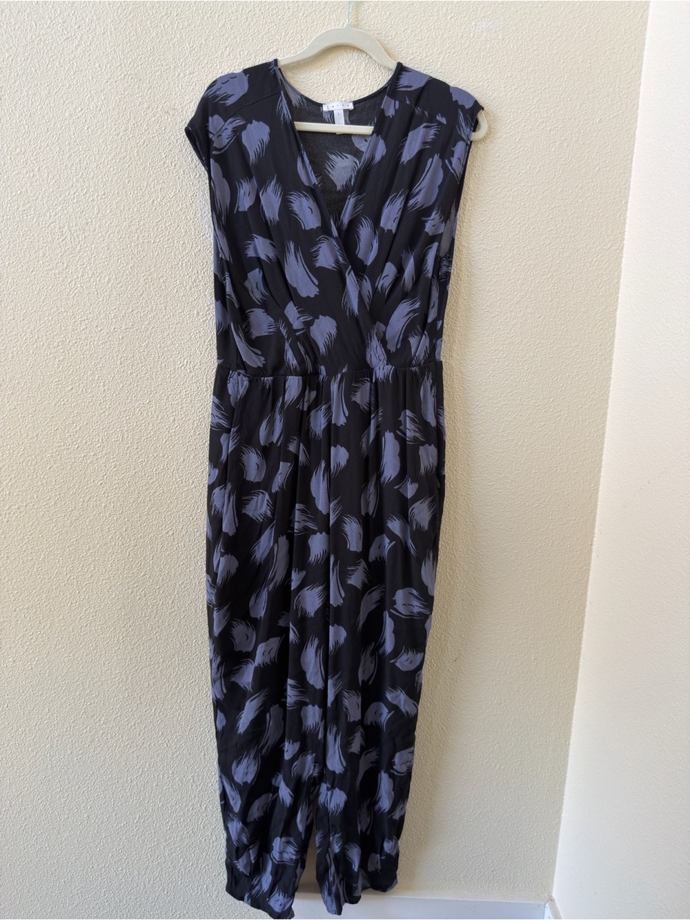 Leith Black Maxi Dress with Gray Brushstroke Print